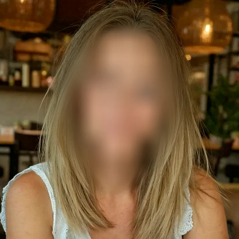 Paige, 37