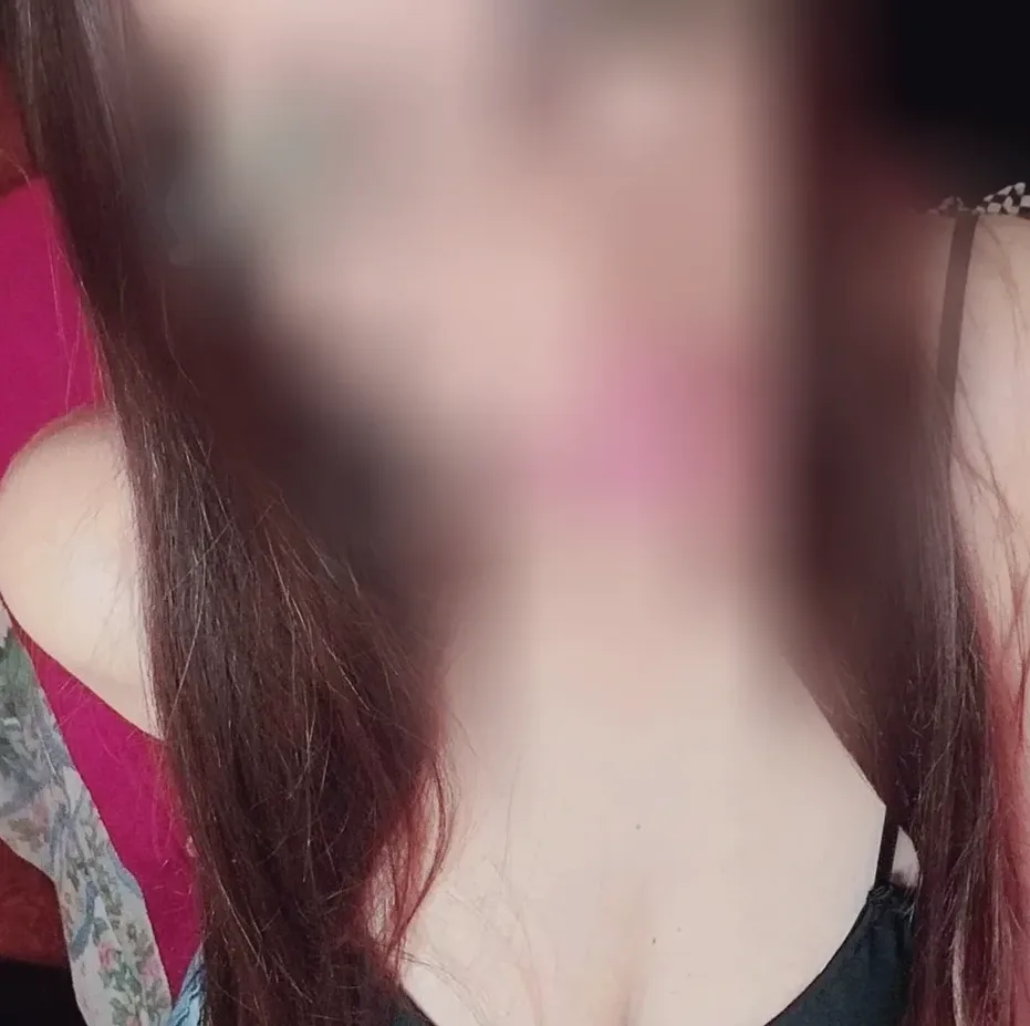 Toni, 37